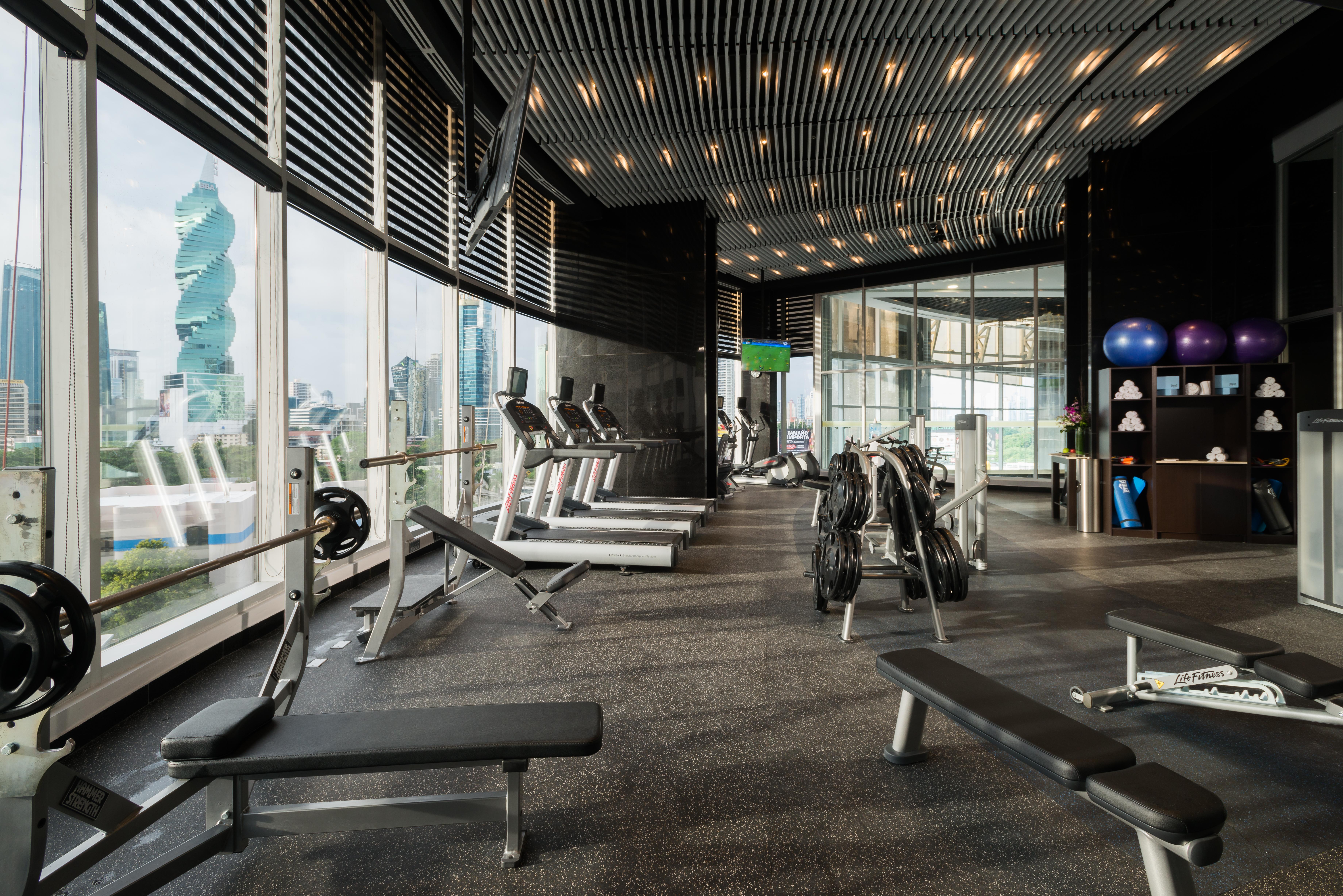 巴拿马美洲金塔酒店 巴拿马城 外观 照片 The gym at the 101 Tower