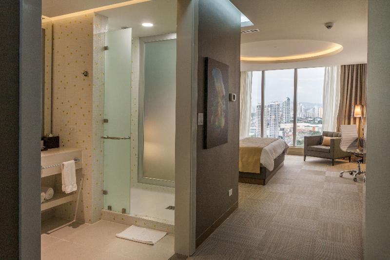 巴拿马美洲金塔酒店 巴拿马城 外观 照片 A guest room at the hotel